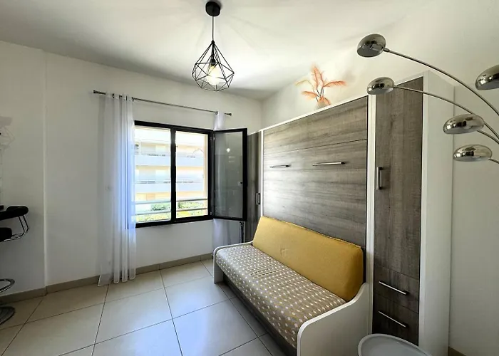 Joli T2 Idealement Situe *